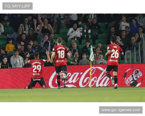 斯图加特客场表现回暖，连续取分脱离降级区